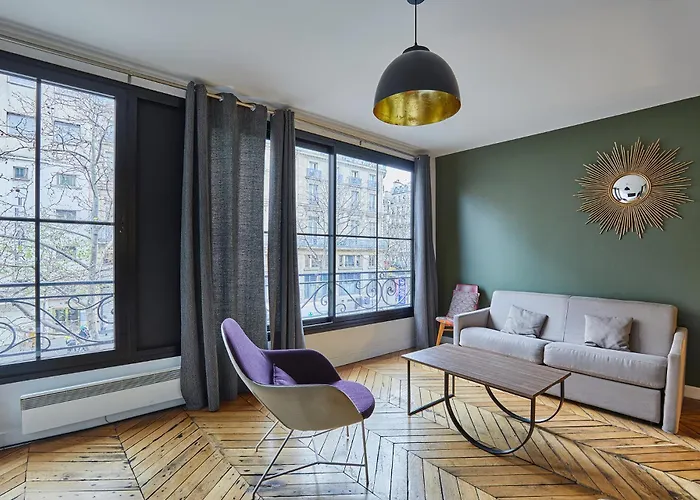 Centre De By Prestige Paříž