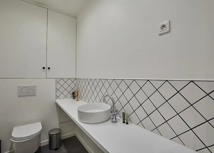 Centre De By Prestige *