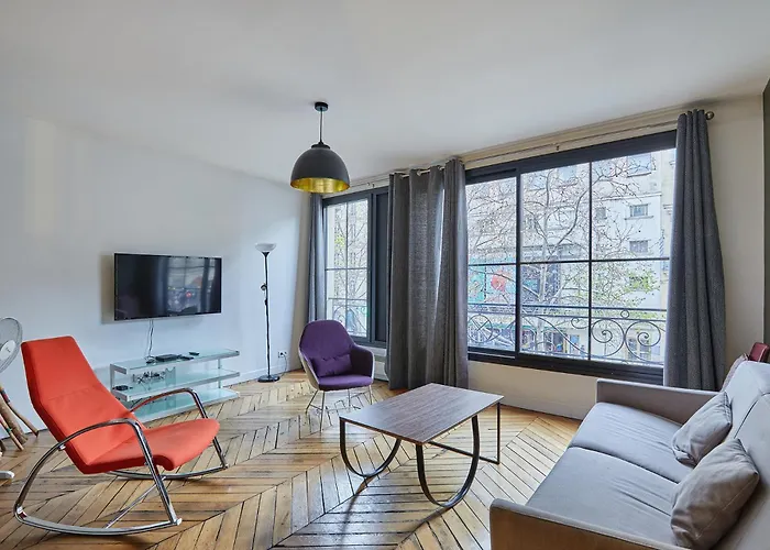 Centre De By Prestige