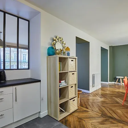 Centre De By Prestige *